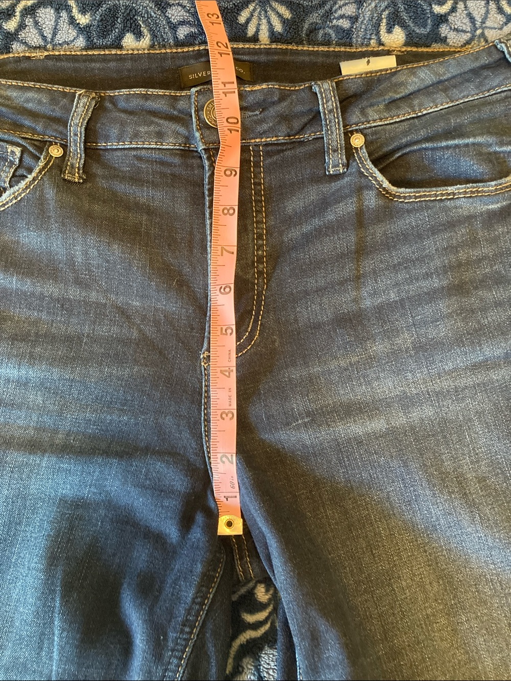 Silver Jeans suki capri Dark Indigo Women size 14w - Picture 8 of 9